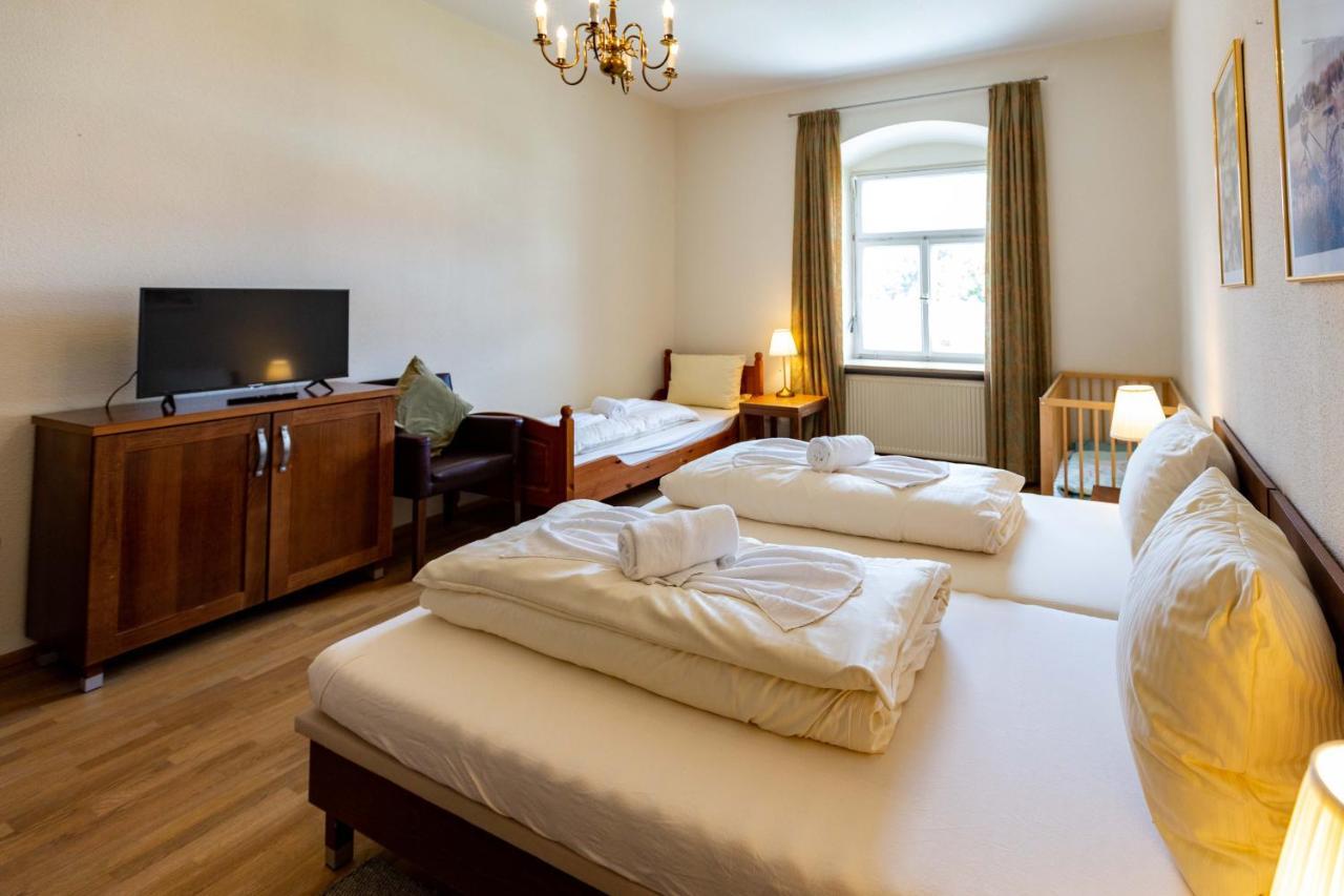 Hotel Schyrenhof Scheyern Eksteriør billede